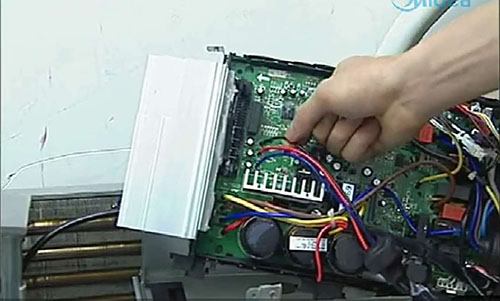 福海美的空调电话是多少